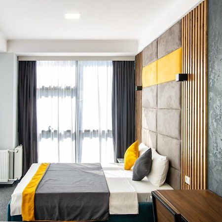 Bg Palace Hotel Tbilisi Zewnętrze zdjęcie