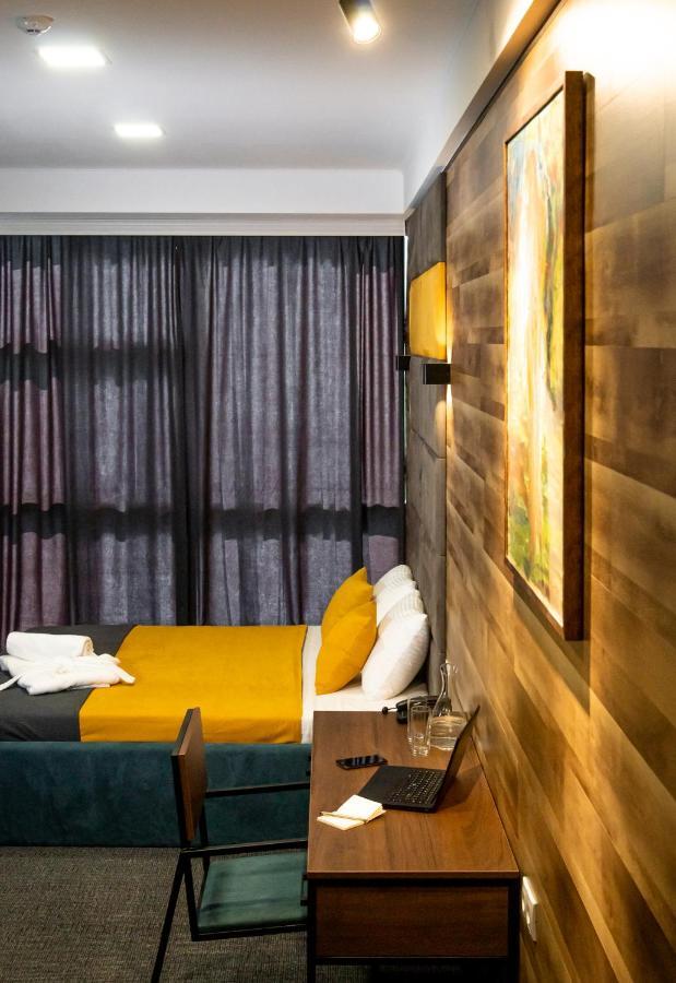Bg Palace Hotel Tbilisi Zewnętrze zdjęcie