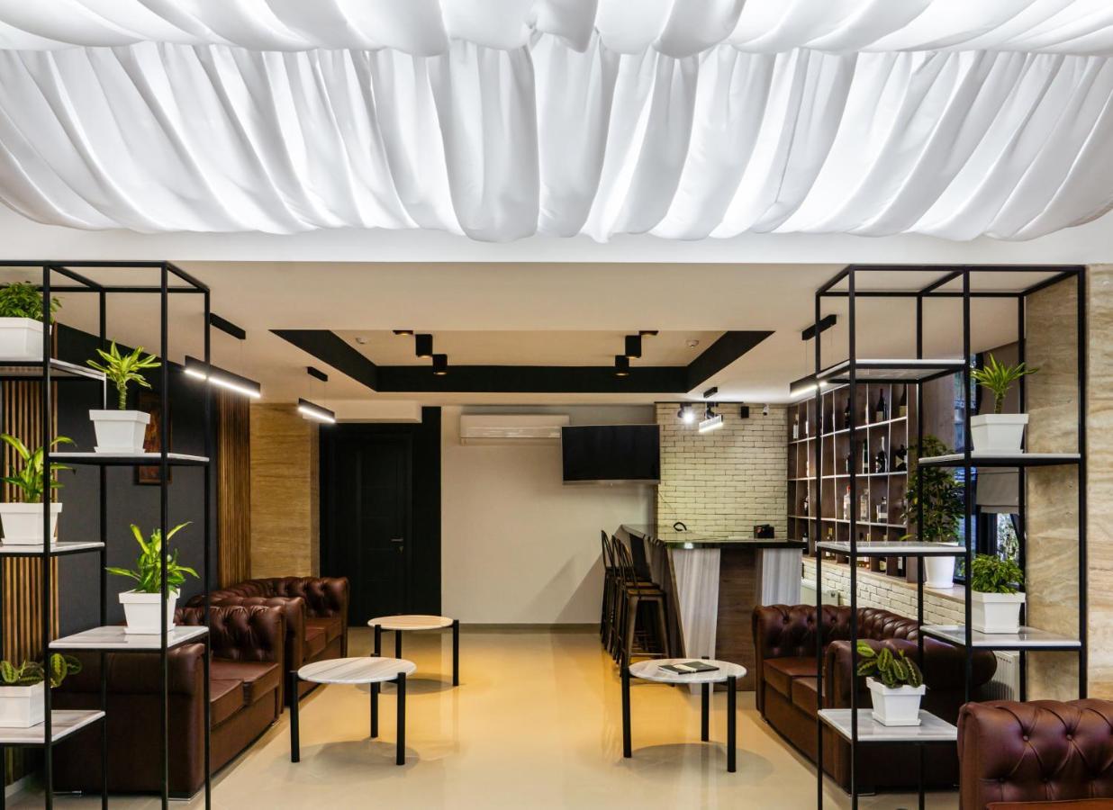 Bg Palace Hotel Tbilisi Zewnętrze zdjęcie